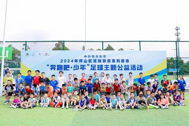 一觉醒来，上海引进胡金秋被叫停！杜锋爱将无缘回归宏远，山西签新小外